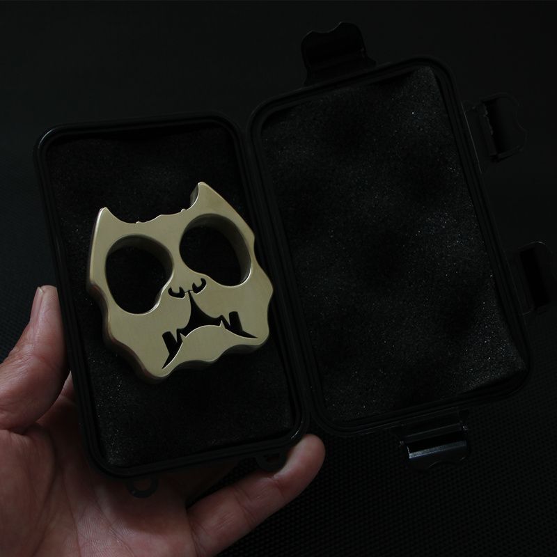 Thickened Dog Head Brass Two-hole Outdoor Tool