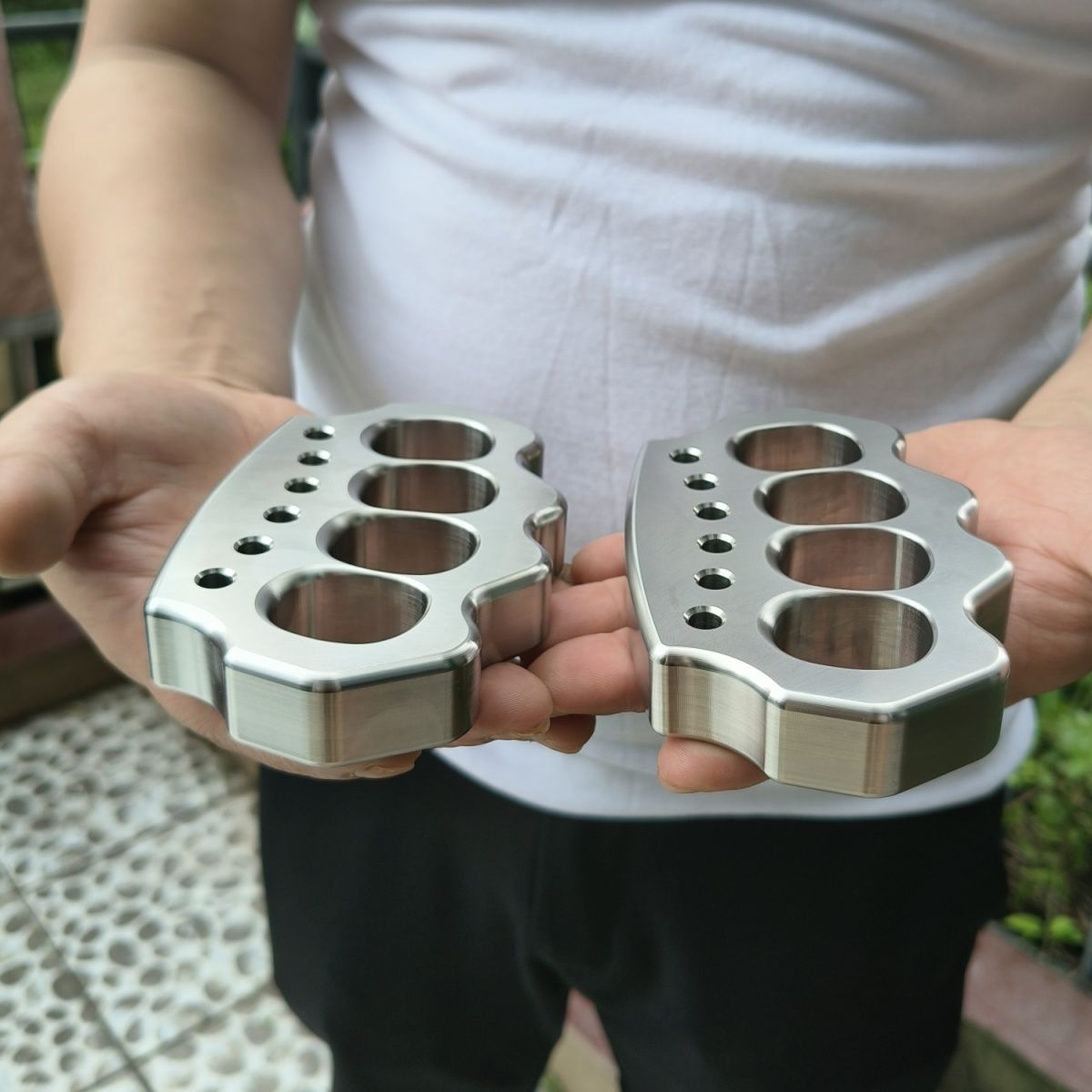 Thickened Steel Four-hole Outdoor Tool
