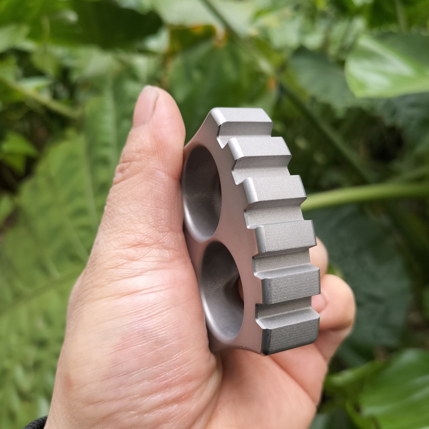 Mini Thickened Multifunctional Two-finger EDC Tool