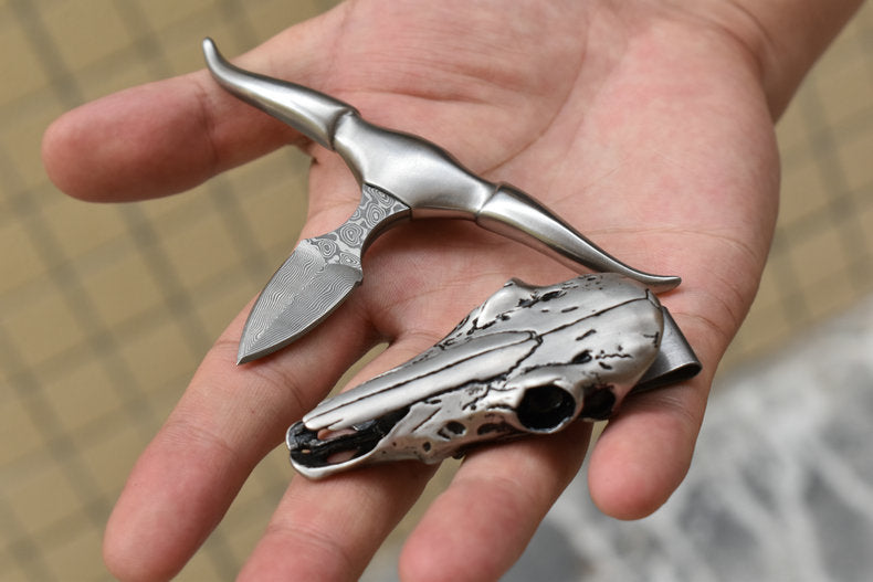 Damascus Steel Bullhead Outdoor Carrying EDC Tool