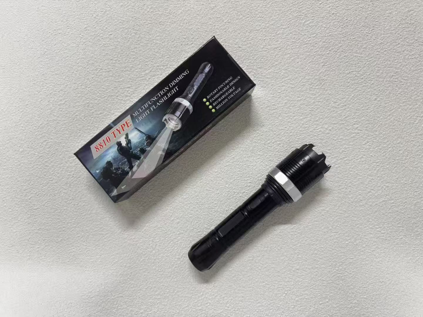 🔥8810 High-Power Flashlight High-powered strobe light