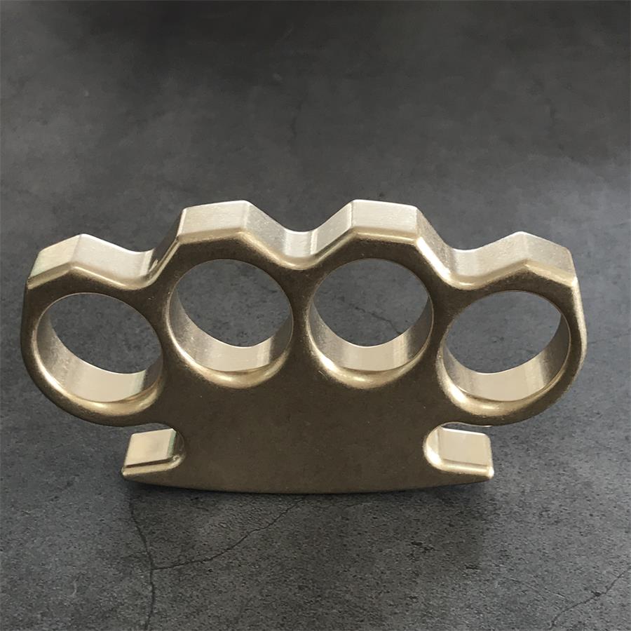 The KING Stonewashed Classic Brass Knuckle Duster