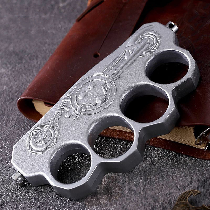 Creative Pattern Outdoor Thickened Zinc Alloy EDC Tool