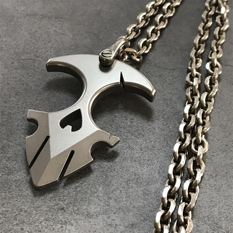 TC21 Titanium Knuckle Duster Broken Window Decoration