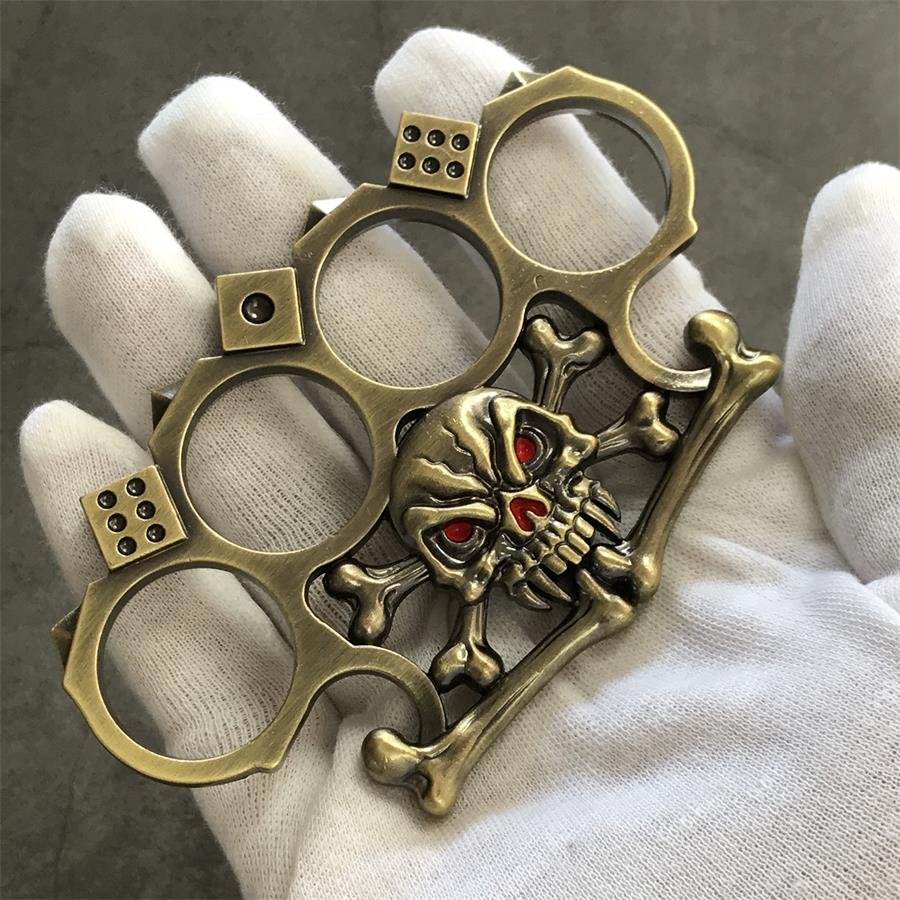 Skull Dice Design Finger Guard Tool