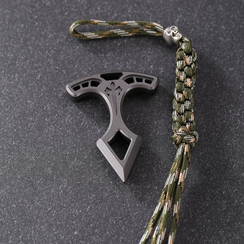 Portable EDC Tool Pendant Keychain with Aviation Painted Surface