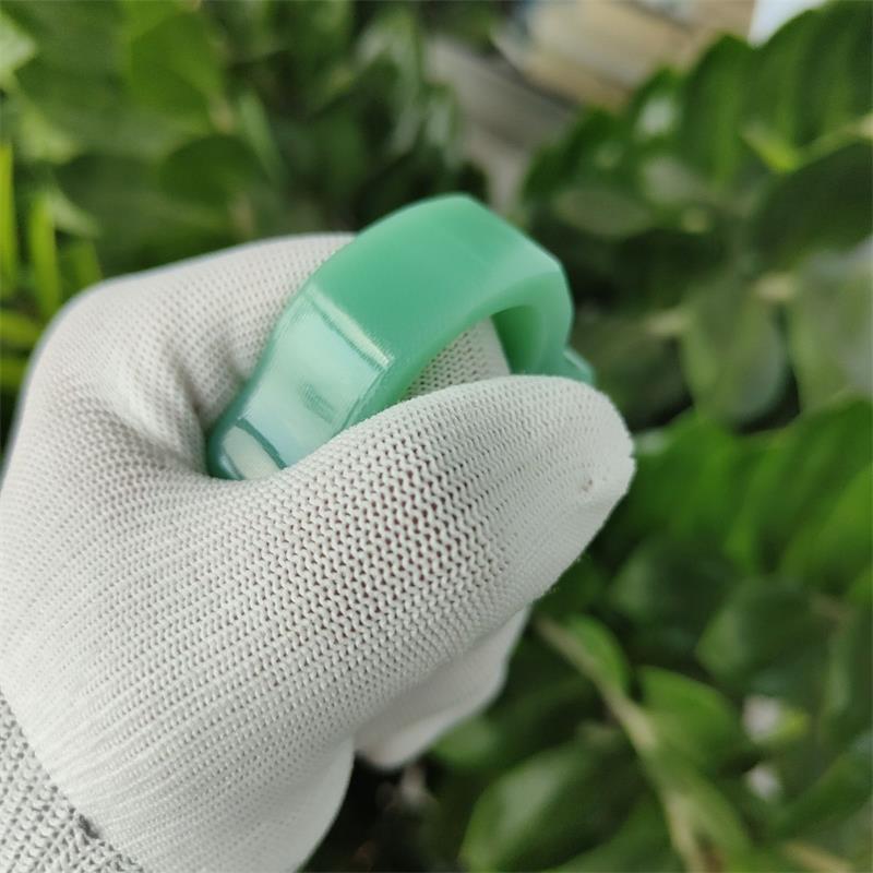 Big Hole G10 Green Outdoor Tool