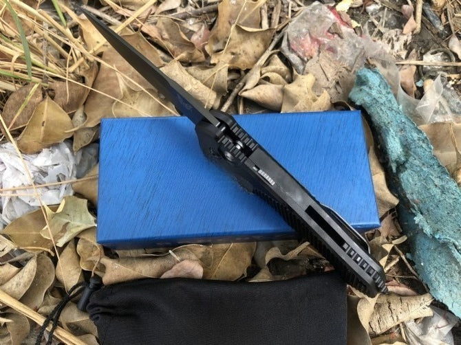 BM9600BK S30V Black Titanium-plated Outdoor Tool