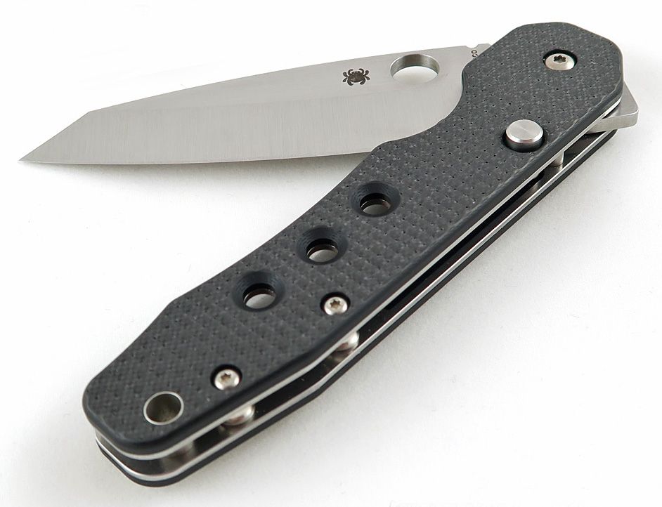 Spyderco Smock Compression Lock Knife Carbon Fiber (3.4" Satin) - Blade City